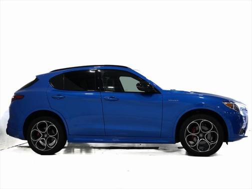2022 Alfa Romeo Stelvio Veloce