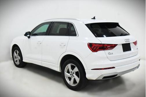 2020 Audi Q3 Premium