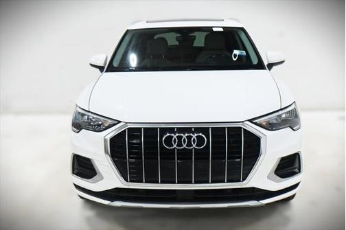 2020 Audi Q3 Premium
