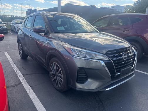 2024 Nissan Kicks SV