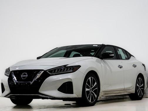 2023 Nissan Maxima SV