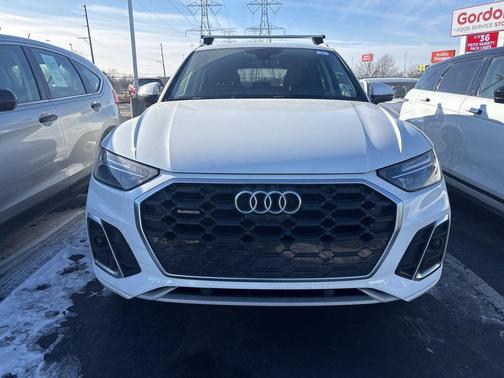 2024 Audi Q5 45 S line Premium