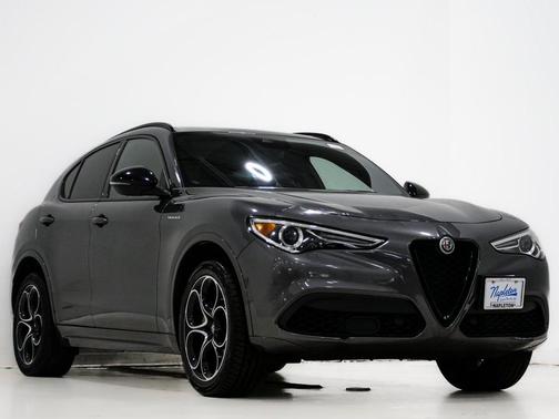 2022 Alfa Romeo Stelvio Veloce