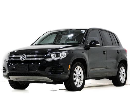 Pearl Metallic 2017 Volkswagen Tiguan Limited 2.0T