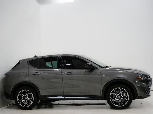 2024 Alfa Romeo Tonale Ti
