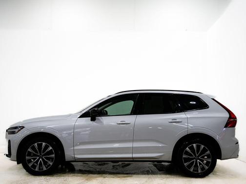 2024 Volvo XC60 B5 Core