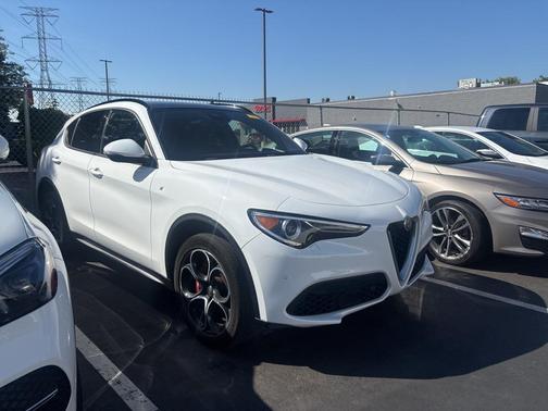 2022 Alfa Romeo Stelvio Ti