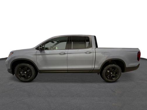 Sonic Gray Pearl 2026 Honda Ridgeline Black
