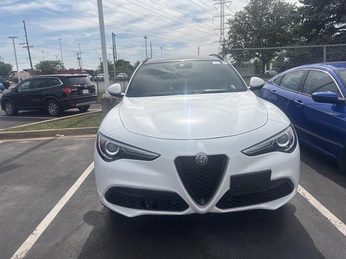 2022 Alfa Romeo Stelvio Sprint