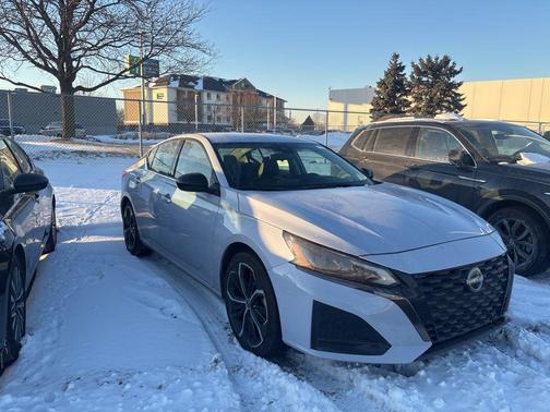 2024 Nissan Altima 2.5 SR