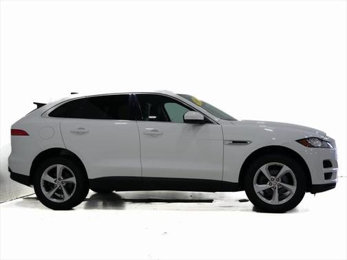 2020 Jaguar F-PACE 25t