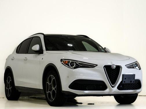 2022 Alfa Romeo Stelvio Ti