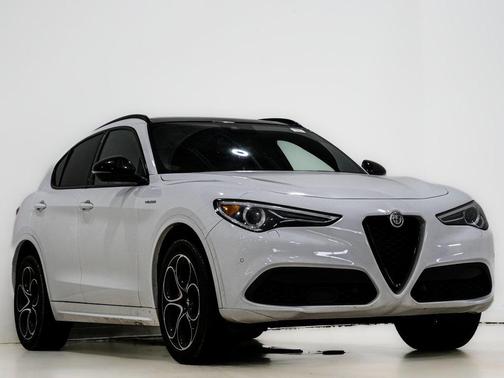2023 Alfa Romeo Stelvio Veloce