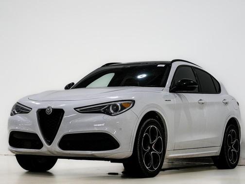 2023 Alfa Romeo Stelvio Veloce