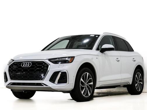 Glacier White Metallic 2022 Audi Q5 45 S line Prestige