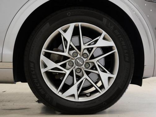 2022 Genesis GV70 2.5T Advanced