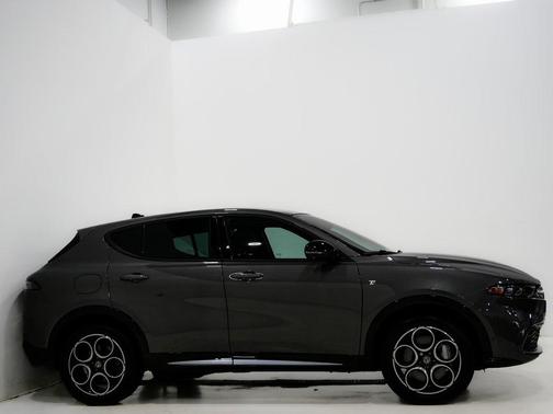 2024 Alfa Romeo Tonale Ti