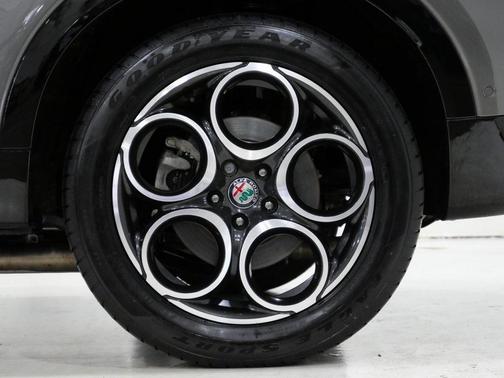 2024 Alfa Romeo Tonale Ti