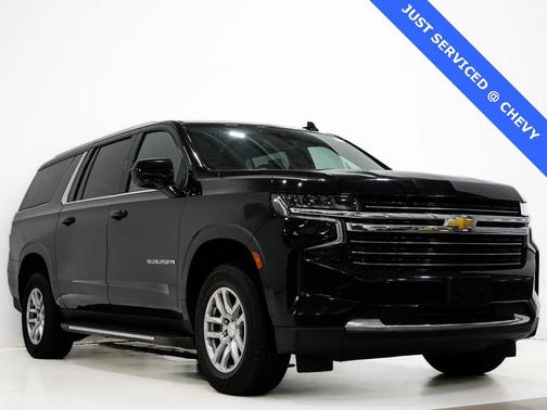 2023 Chevrolet Suburban LT
