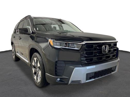 Crystal Black 2026 Honda Pilot Elite