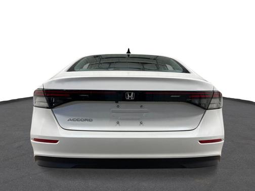 Platinum White 2026 Honda Accord SE