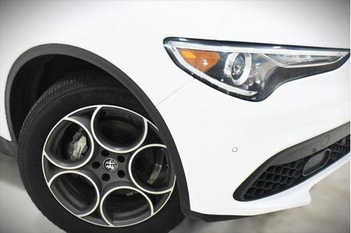 2022 Alfa Romeo Stelvio Sprint