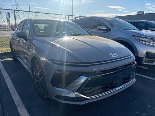 2025 Hyundai SONATA SEL