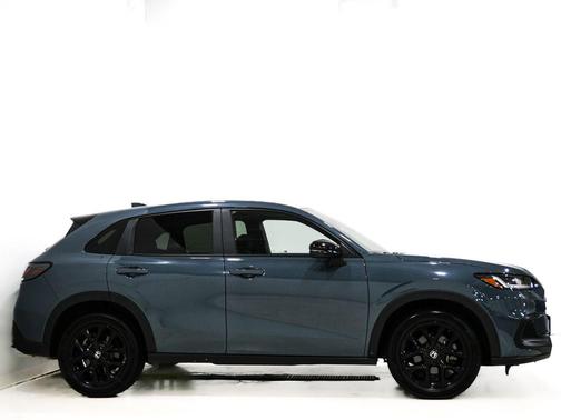 Nordic Forest Pearl 2025 Honda HR-V Sport