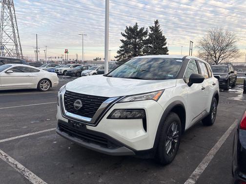2023 Nissan Rogue S