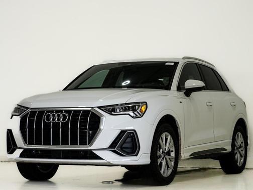 2023 Audi Q3 Premium