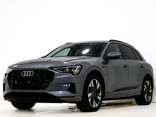 2023 Audi e-tron Premium