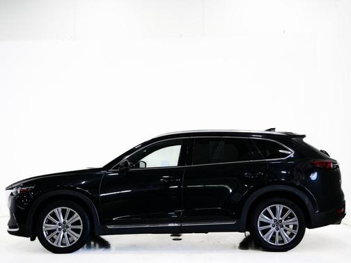 2022 Mazda CX-9 Signature