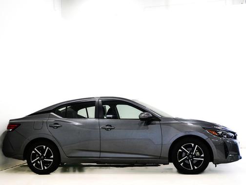 Gun Metallic 2025 Nissan Sentra SV