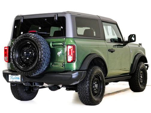 Eruption Green Metallic 2023 Ford Bronco Black Diamond