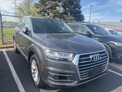 2019 Audi Q7 55 Premium Plus