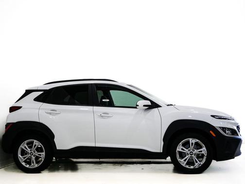 Lunar White 2023 Hyundai KONA SEL