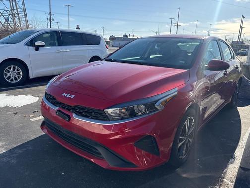 2023 Kia Forte LXS