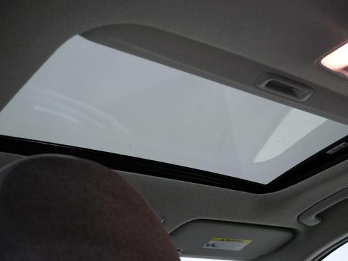 Serenity White 2024 Hyundai ELANTRA Limited