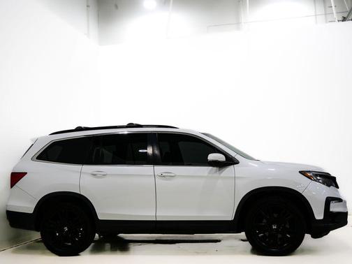 Platinum White Pearl 2022 Honda Pilot Special Edition