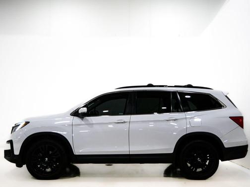 Platinum White Pearl 2022 Honda Pilot Special Edition