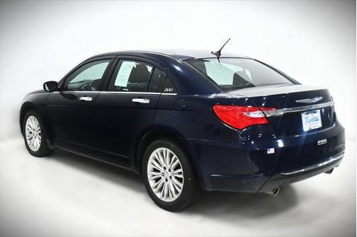 2013 Chrysler 200 Limited