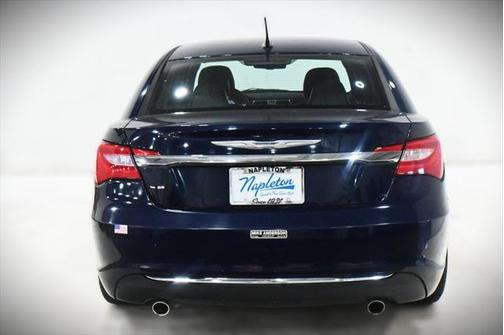 2013 Chrysler 200 Limited