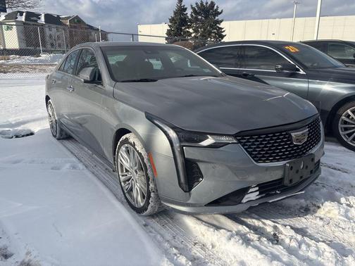 2023 Cadillac CT4 Premium Luxury