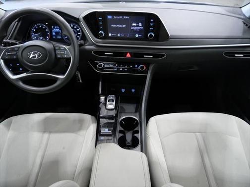 2023 Hyundai SONATA SE