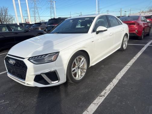 2023 Audi A4 45 S line Premium Plus