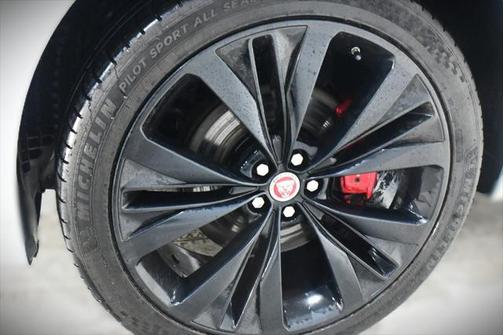 2019 Jaguar F-PACE S