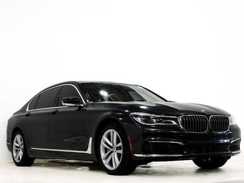 2019 BMW 750 i xDrive