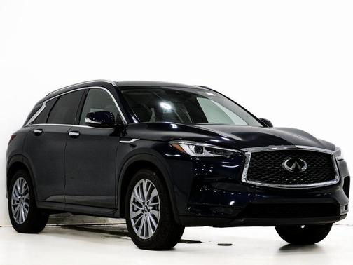 2024 INFINITI QX50 LUXE