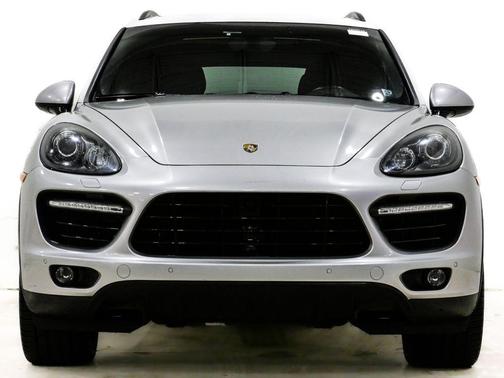 2014 Porsche Cayenne Turbo