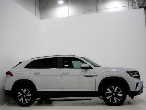 2021 Volkswagen Atlas Cross Sport 2.0T SE